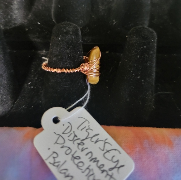 Handmade wire wrapped tigers eye ring size 7.5 - Picture 4 of 4